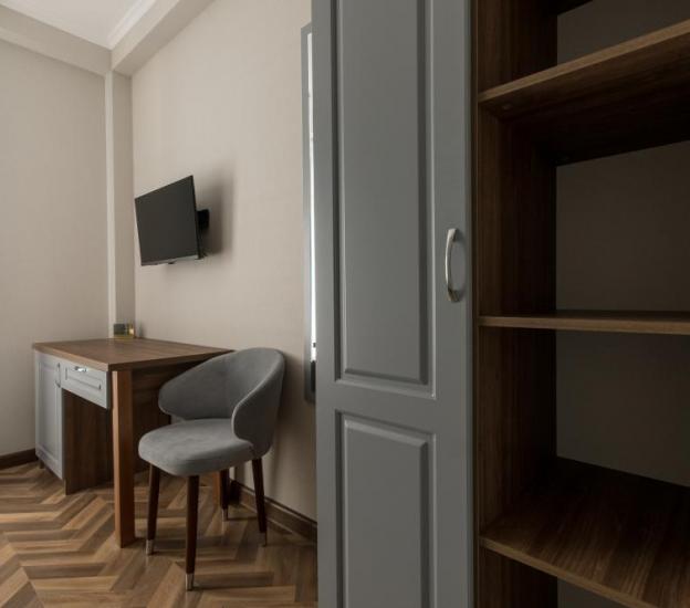 room thumbnail